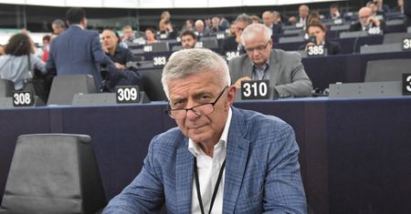 Rosja zbankrutuje? Belka: "Stanie się podnóżkiem Chin"