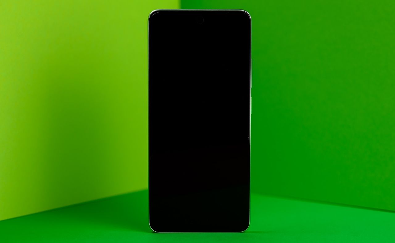 realme C67 ekran