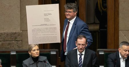 Jest doniesienie, że Wąsik i Kamiński podawali się za posłów