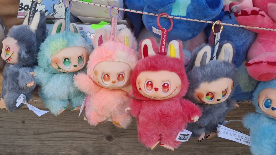 Labubu i inne pamiątki z Krupówek