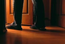 Wstajesz często w nocy? Nigdy nie rób wtedy jednej czynności