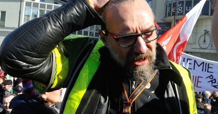 Kijowski znowu o alimentach: "Płacę 1210 zł miesięcznie. PŁACĘ TYLE, ILE MOGĘ"