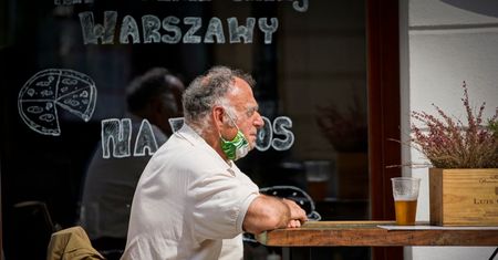 Restauracje, bary i kawiarnie już otwarte. Co się zmienia od 18 maja?