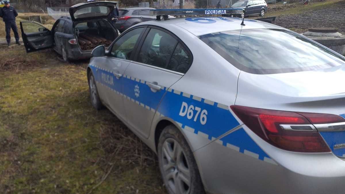 Pościg za kierowcą mazdy