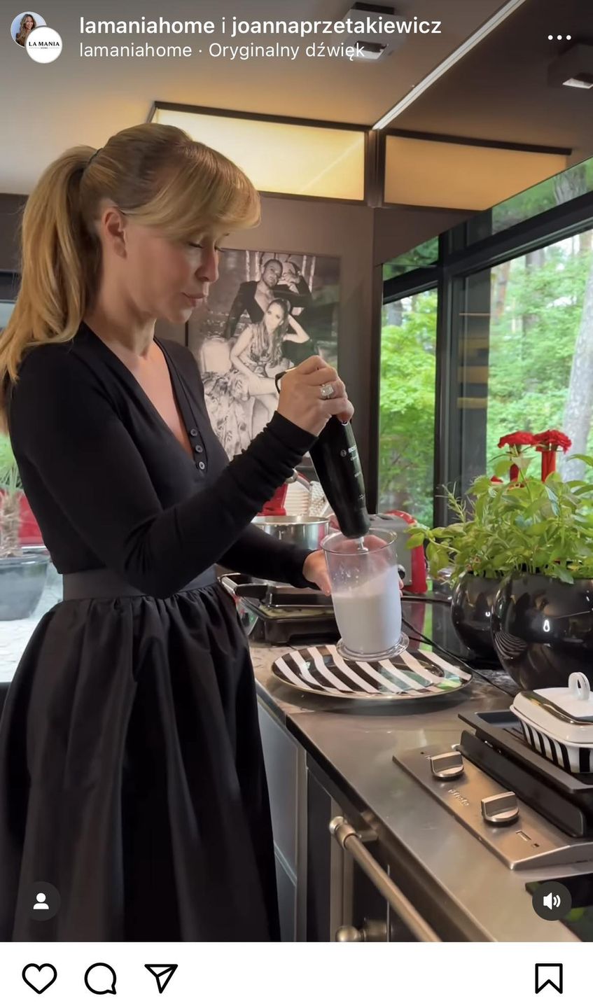 Rzadko widujemy ją w takiej fryzurze 