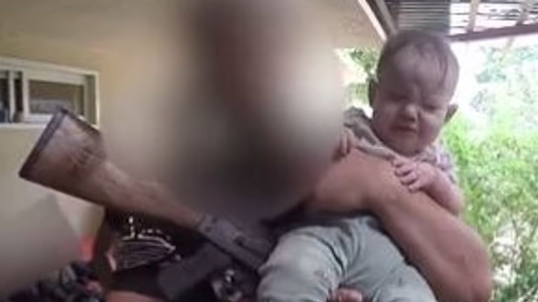 Tak Hamas traktuje pojmane dzieci. Pojawiło się wideo