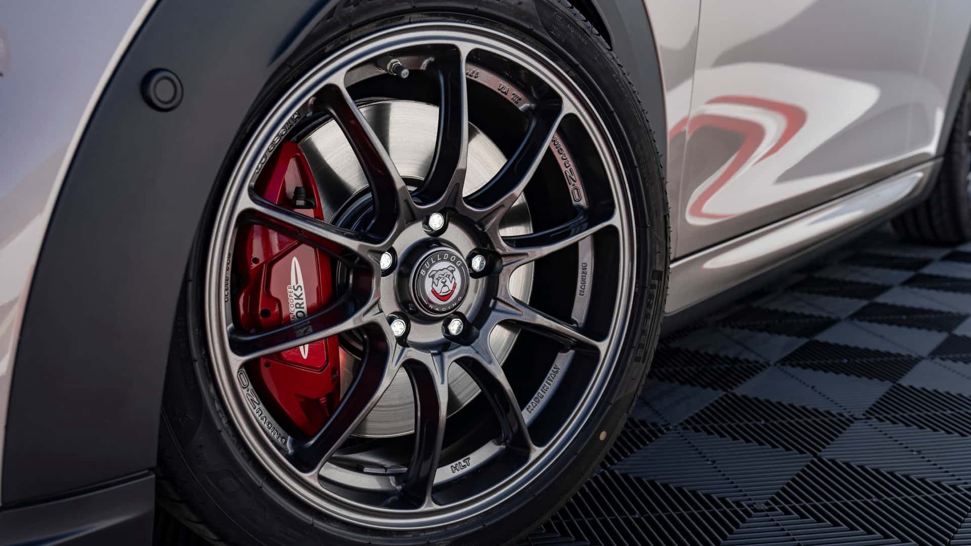 Mini John Cooper Works Bulldog Racing Edition