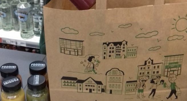 Żabka wycofuje plastikowe torby