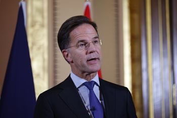 Szef NATO: Putinowi kończą się pieniądze, wojsko i pomysły