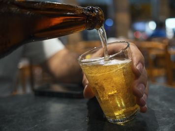 Tyle wątroba potrzebuje. Po takim czasie alkohol wyparowuje