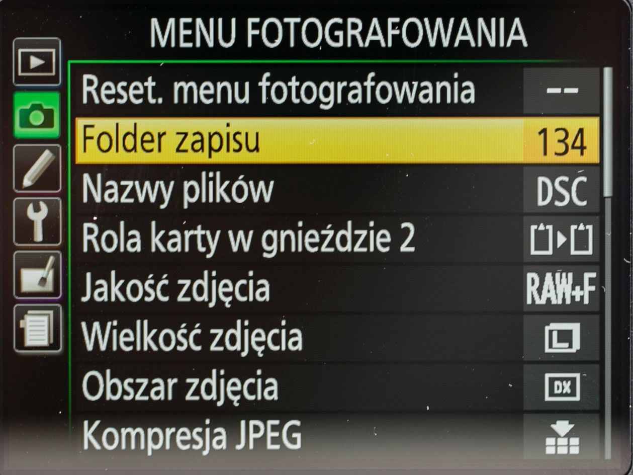 Najciekawsze lustrzanki do 3000 zł 16