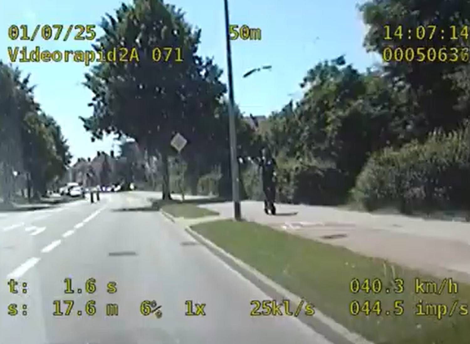Hulajnogą elektryczną pędził niemal 40 km/h