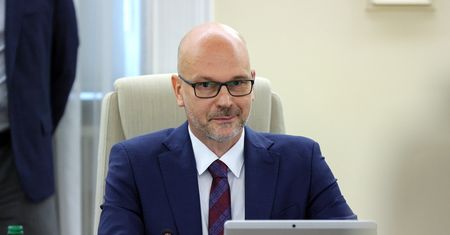Odchodzi ze stanowiska. Oto jego majątek