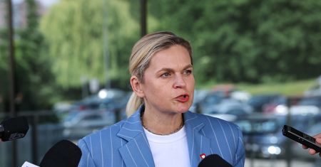Zakaz telefonów w szkołach. Rząd przyjął projekt ustawy