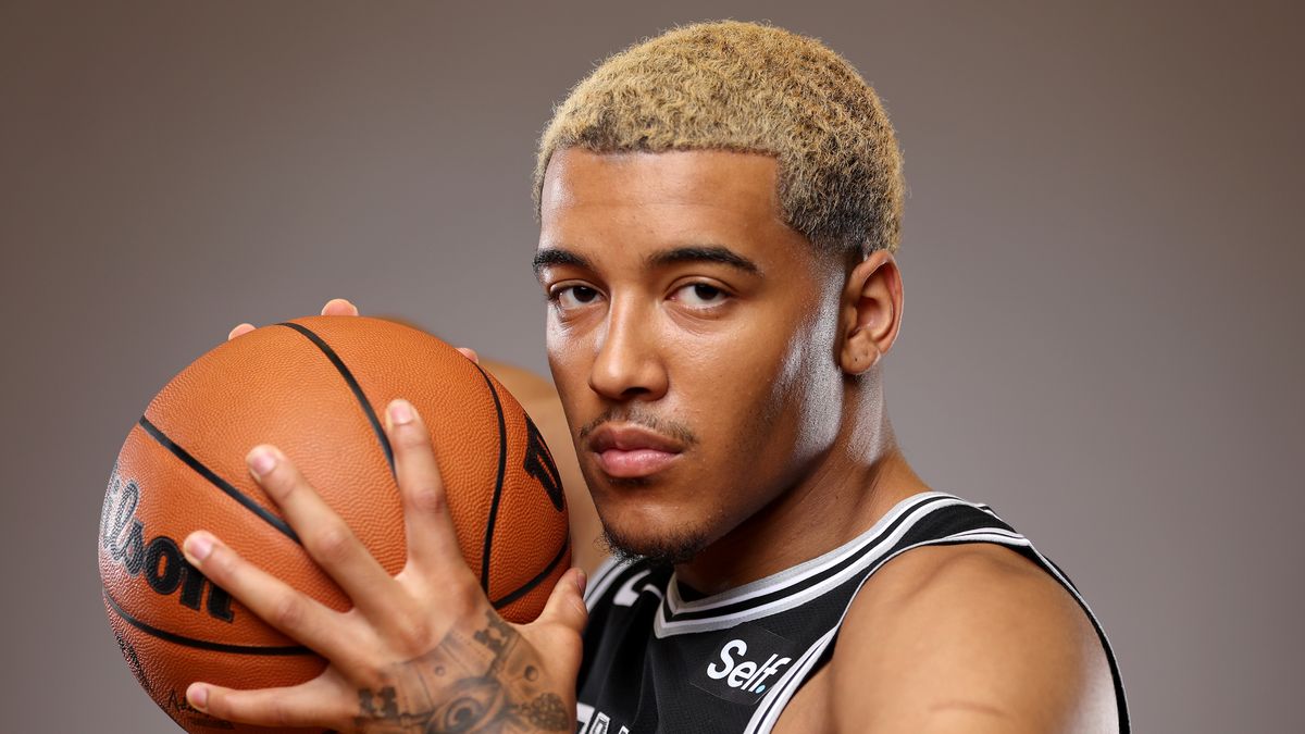 LAS VEGAS, NEVADA - JULY 15: Jeremy Sochan #10 of the San Antonio Spurs poses during the 2022 NBA Rookie Portraits at UNLV on July 15, 2022 in Las Vegas, Nevada. NOTE TO USER: User expressly acknowledges and agrees that, by downloading and/or using this photograph, User is consenting to the terms and conditions of the Getty Images License Agreement. (Photo by Gregory Shamus/Getty Images)