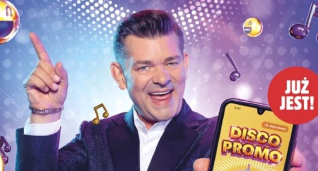 Zenek Martyniuk reklamuje kolejną sieć sklepów