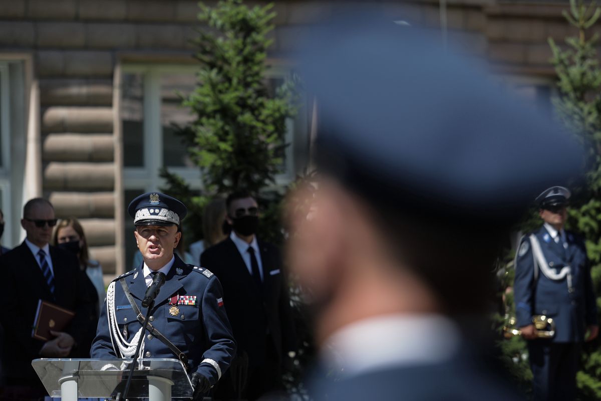 Policja rekrutuje do służby byłych policjanów