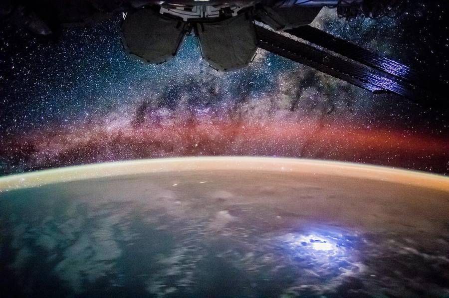 Najlepsze zdjęcia agencji kosmicznej NASA z 2016 roku 4