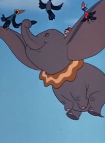 Rasizm w "Piotrusiu Panie" i "Dumbo". Disney+ je zablokował