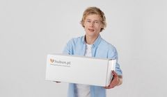 Dawid Kubacki z psem Bernim w reklamie Hubun.pl