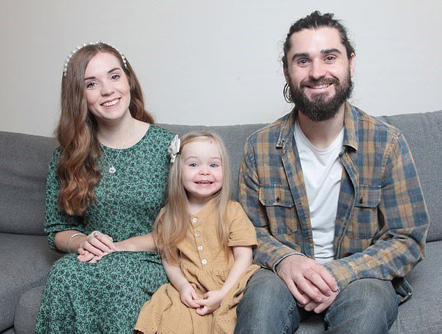 Crystal urodziła córkę