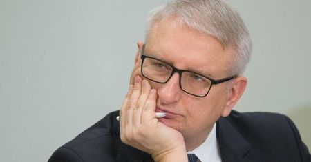 Poseł Pięta został ZAWIESZONY! Stracił też miejsca w komisjach