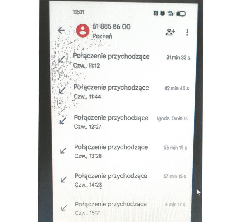 Połączenia telefoniczne, które m z numeru select Santander Banku