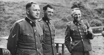 Mroczne laboratorium Mengele. Co działo się z bliźniętami w Auschwitz?