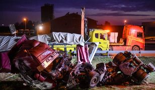 Lublin. Wypadek ciężarówki na obwodnicy