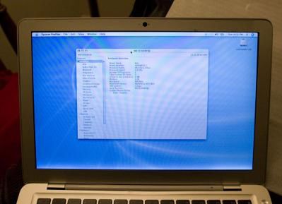 Prototypowy Macbook Air sprzedany na eBay