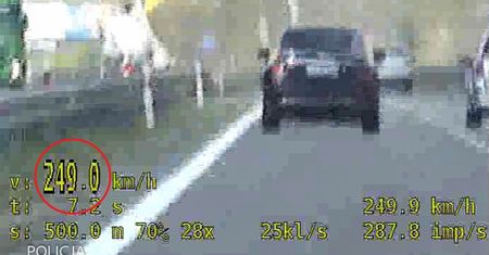 Pędził przez S3 z zawrotną prędkością. Nie zgadniecie, co go zdziwiło najbardziej po zatrzymaniu