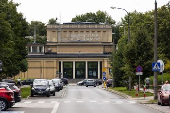 Kraków: 70‑lecie Teatru Ludowego. Uroczystość na scenie