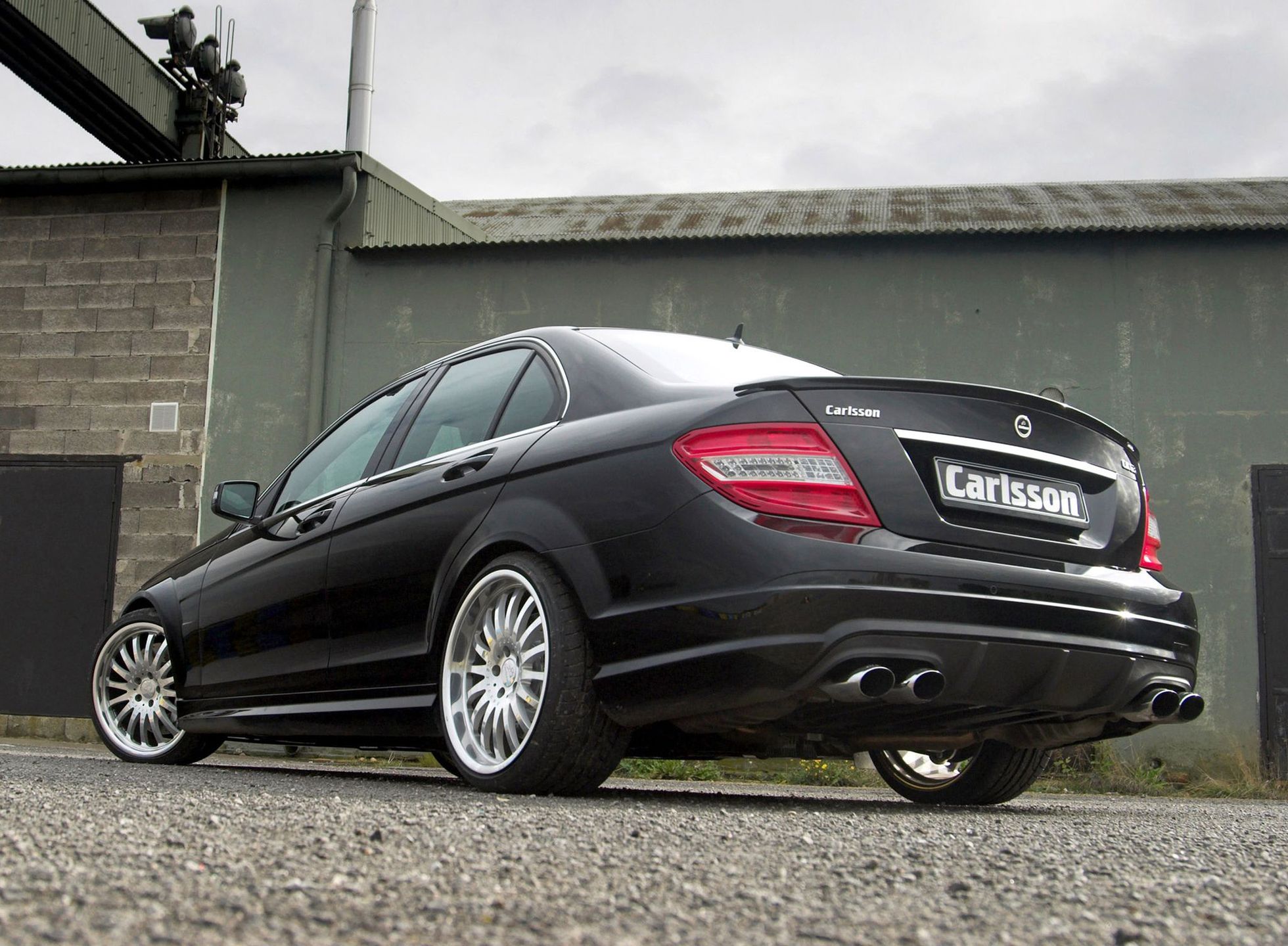 Mercedes-Benz C 63 AMG po tuningu [Galeria] 8