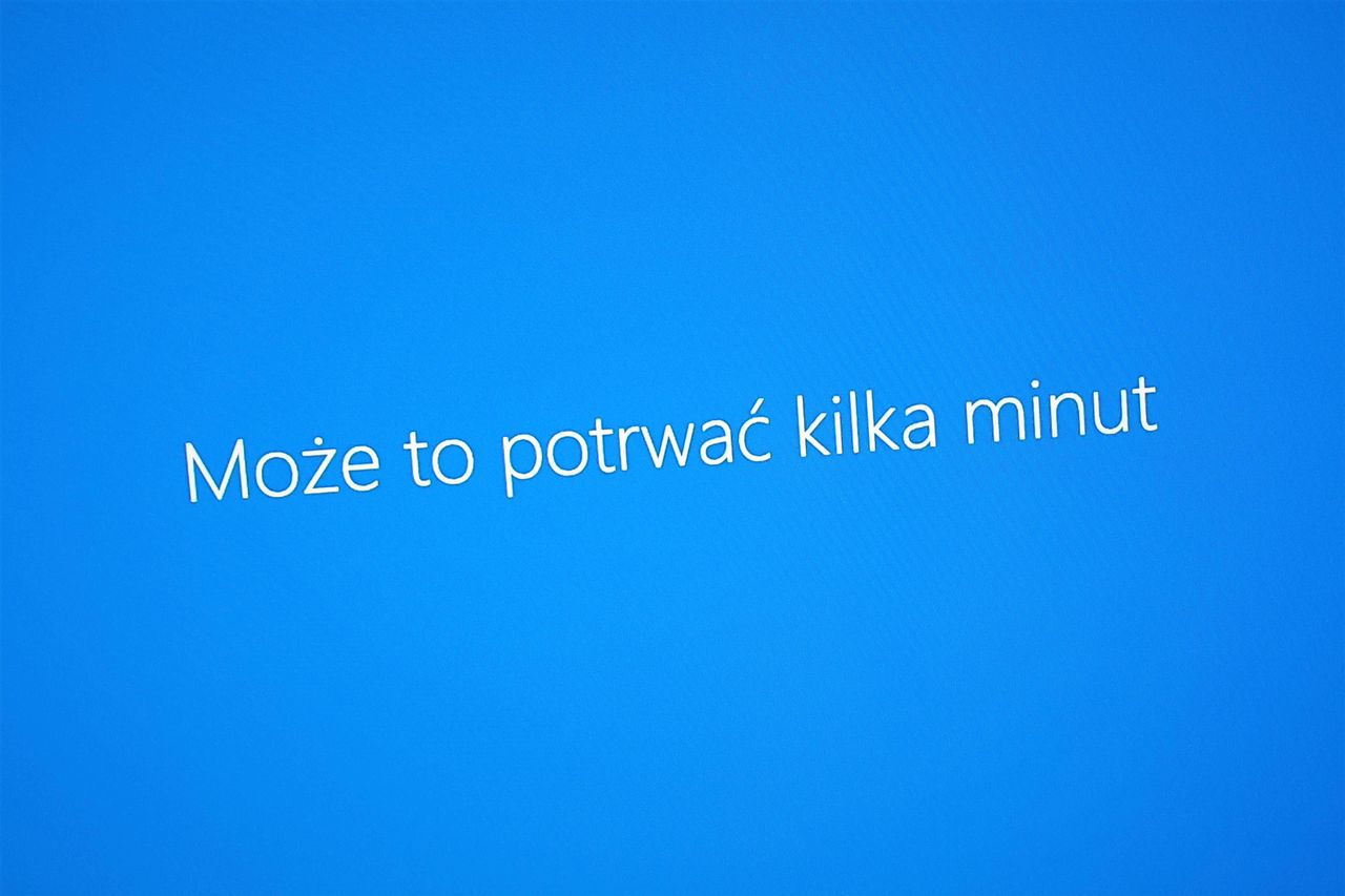 Microsoft wraca do opcjonalnych aktualizacji Windows 10, fot. Oskar Ziomek