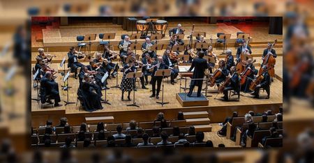 Zanurz się w muzyce. Niezwykły koncert w sercu orkiestry symfonicznej