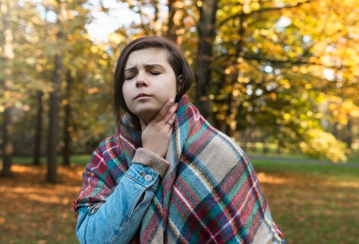 Azulan wykorzystuje się w stanach zapalnych skóry i błon śluzowych, między innymi do płukania jamy ustnej.