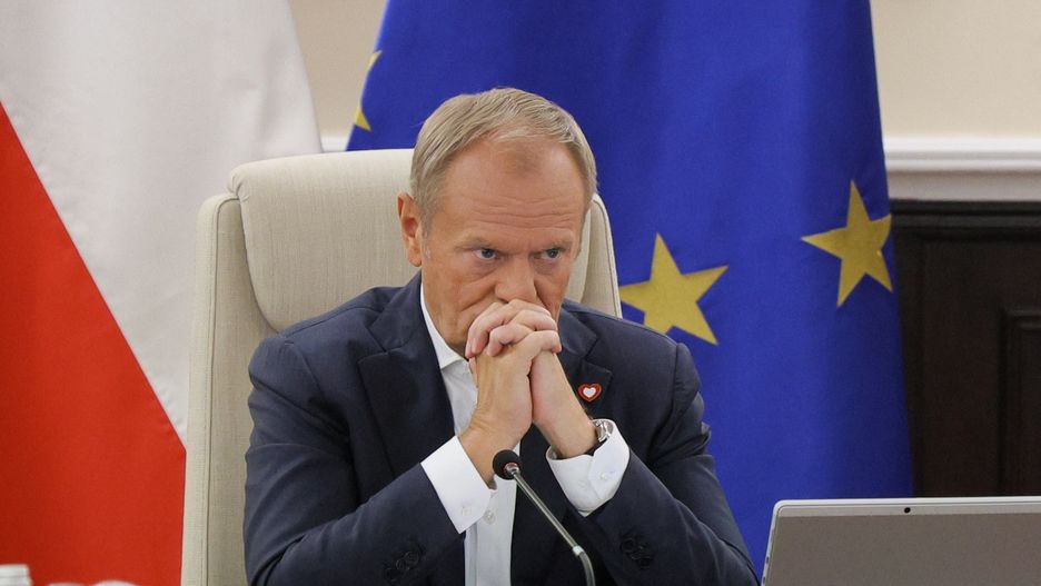 Notowania rządu rosną. Przeciwników jest jednak więcej niż zwolenników