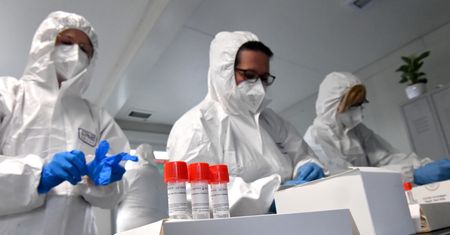 Unia Europejska kupuje potencjalny lek na COVID-19. Preparat czeka na akceptację EMA