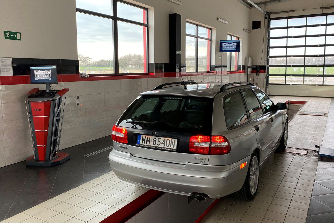 Są samochody, które z przebiegiem 300 tys. km są nadal w niezłej kondycji. Zasada jest prosta - im więcej zrobili poprzedni właściciele, tym mniej zrobisz ty.