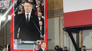 Wypadek w powiecie tureckim. 19-latek wjechał w samochód, którym podróżował Przemysław Czarnek