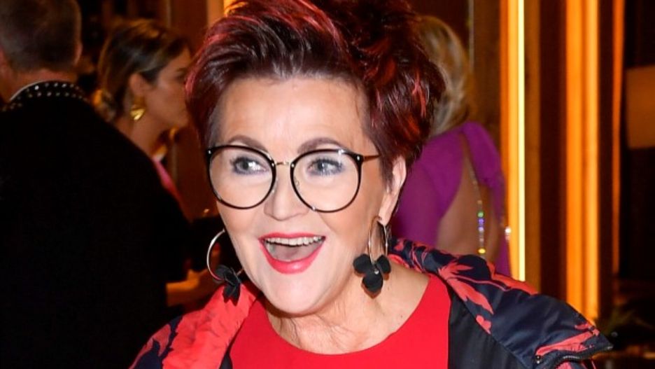 Jolanta Kwaśniewska pokazała się we wzorzystej kurtce 