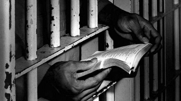 Sąd zamyka serwisy oferujące darmowe e-booki 1