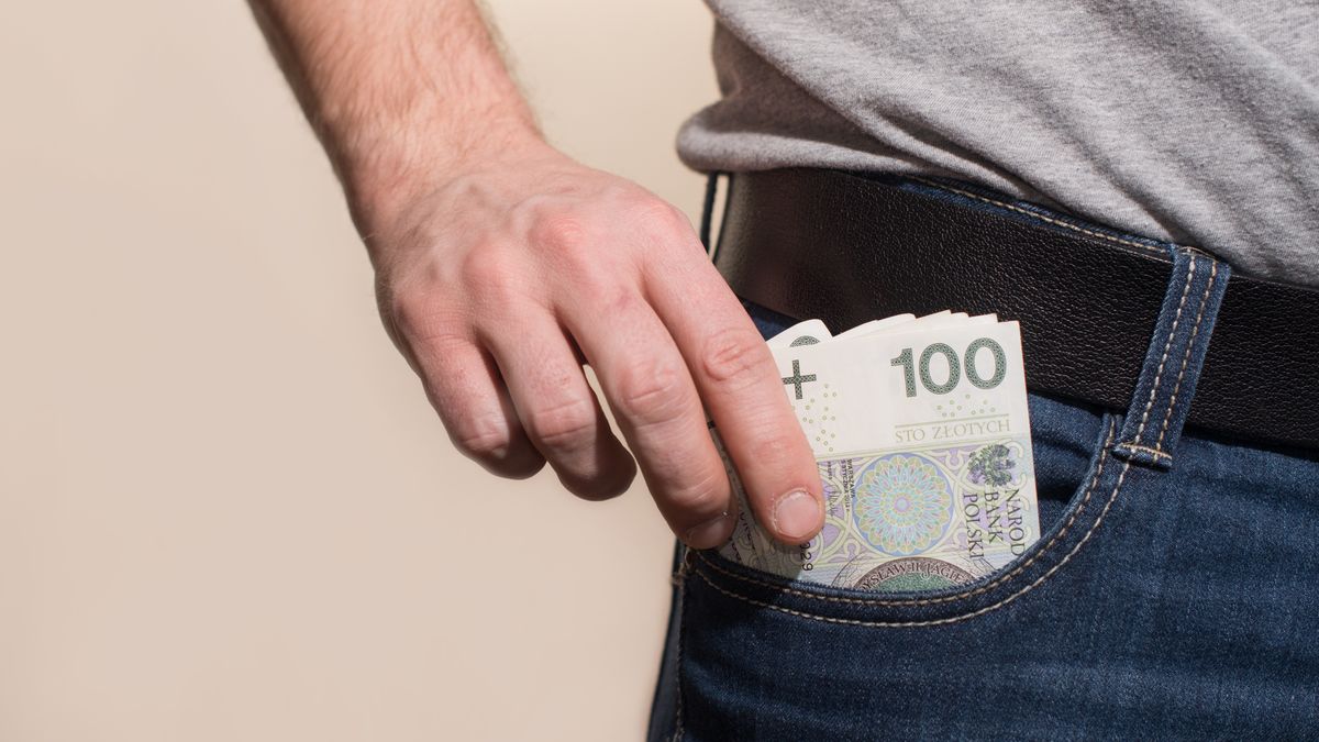 pieniądze kieszeń
