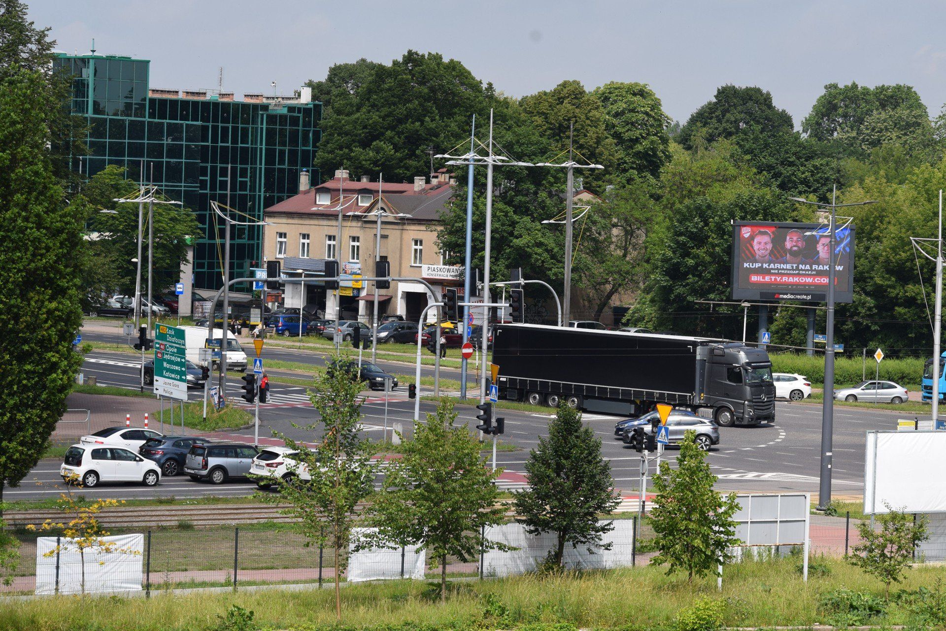 Częstochowa o krok od zwycięstwa w Rankingu Miast Przyjaznych Kierowcom 2025! Skrzyżowanie przy al. Jana Pawła II i al. Armii Krajowej