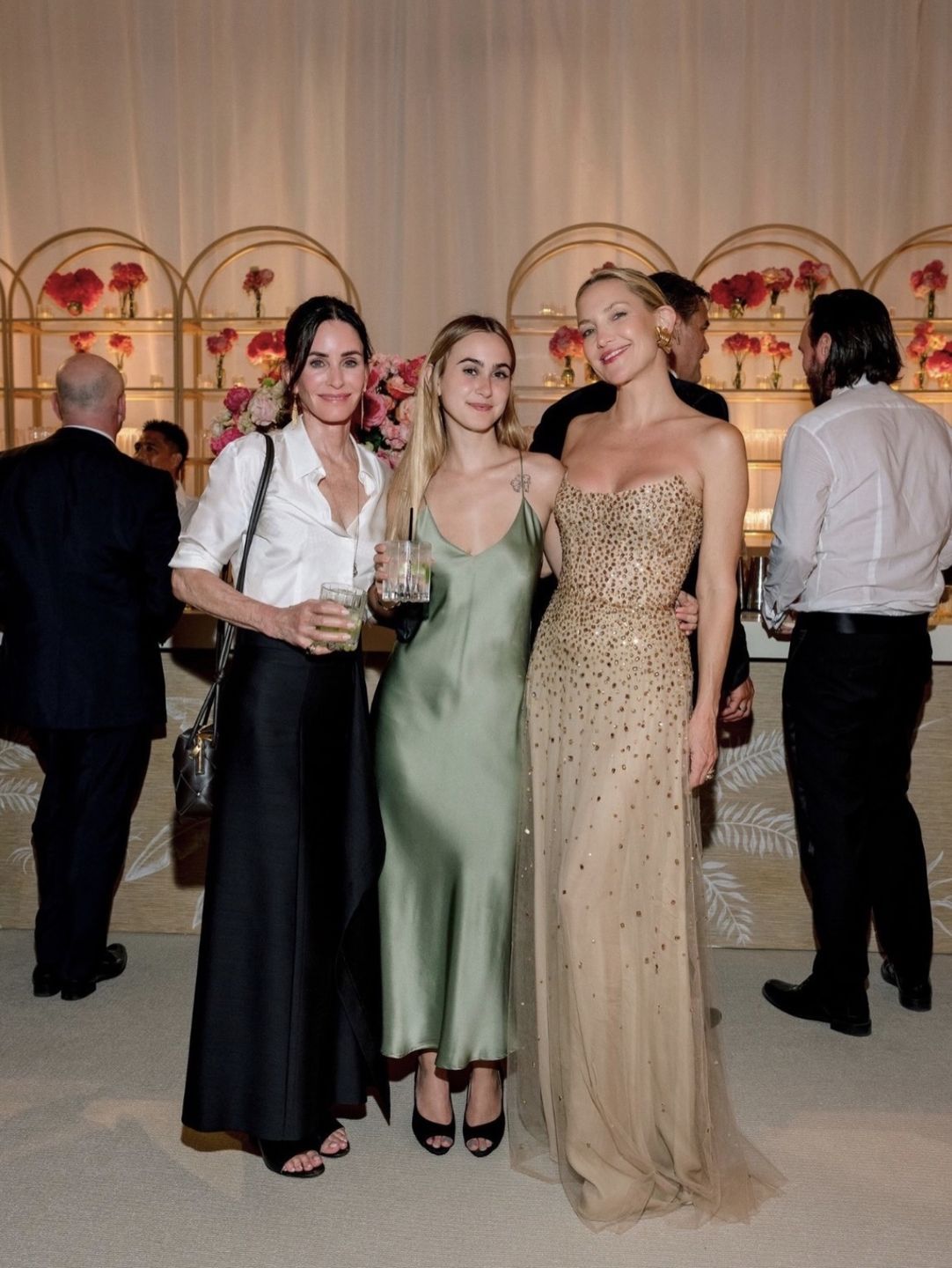 Kate Hudson wspomina ślub przyjaciółki