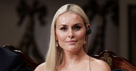 Rozpaliła zmysły fanów. Mistrzyni olimpijska zamieniła kombinezon na bikini