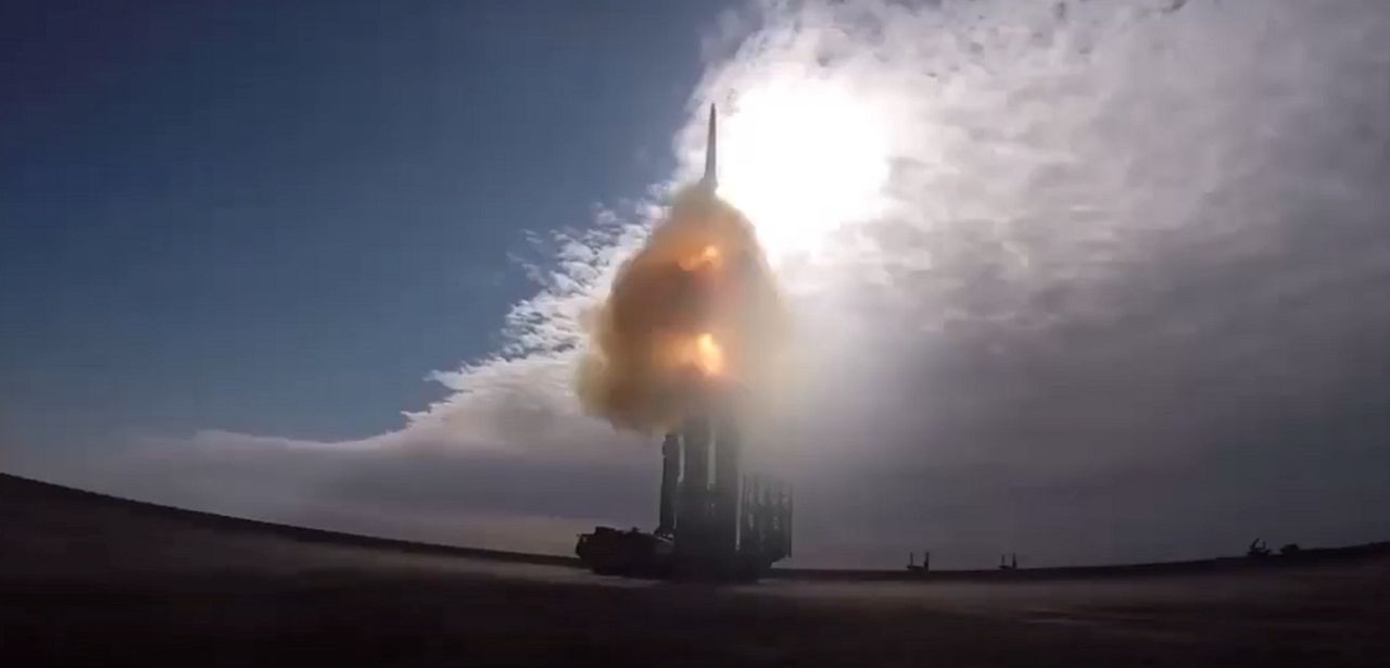Rosja rozmieszcza systemy rakietowe S-300W4 u wybrzeży Japonii. "To część ćwiczeń"