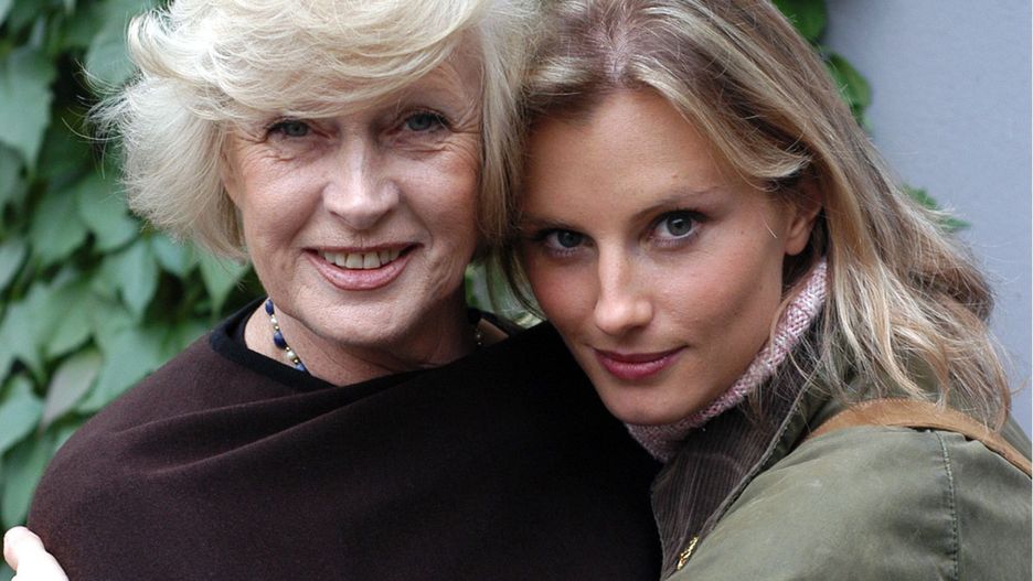 Beata Tyszkiewicz i Wiktoria Padlewska-Bosc, 2004