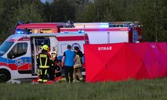 Tarczyn. Kierowca staranował kolarzy - jest zatrzymany