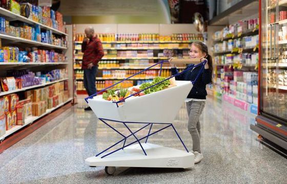 „Self-Braking Trolley” - Ford stworzył samodzielnie hamujący sklepowy wózek (wideo)